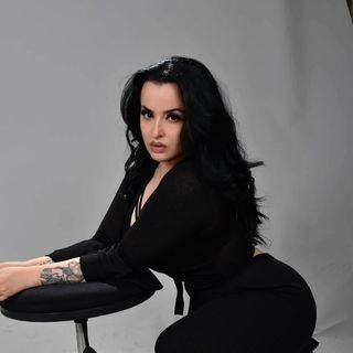 DİLAN ŞAH:MÜZİK SEKTÖRÜNDE ARTIK BENDE VARIM DİYOR