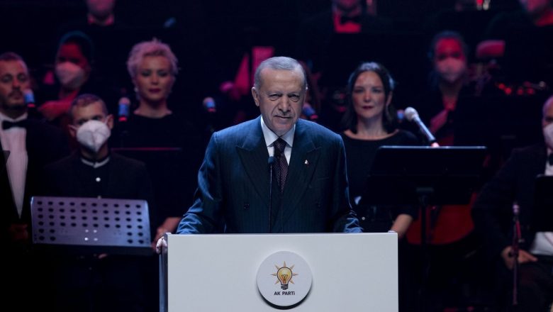  Cumhurbaşkanı Erdoğan’dan Memleket İsterim şiiri