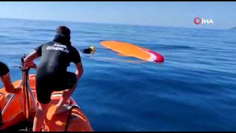  Fethiye’de Ukraynalı paraşütçü denize düştü