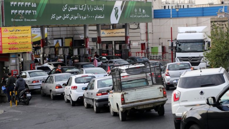  İran’da benzin satışındaki aksaklık devam ediyor
