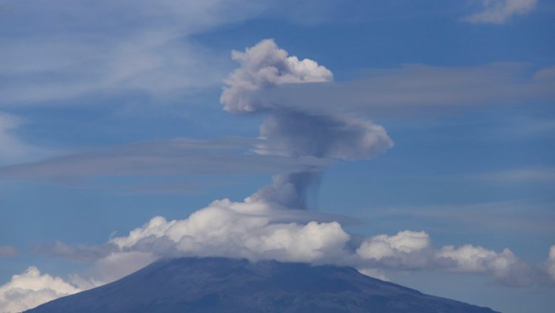  Meksika’daki Popocatepetl Yanardağı’nda tekrar patlama oldu