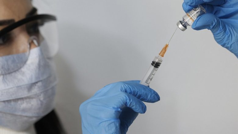  Sinovac 3’üncü doz aşı randevu süresi değişti