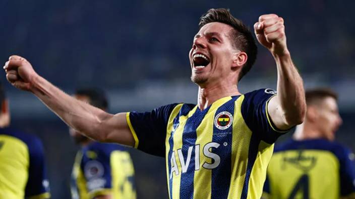  Fenerbahçe’de sezonun parıldayan yıldızı Zajc hayatının teklifini aldı
