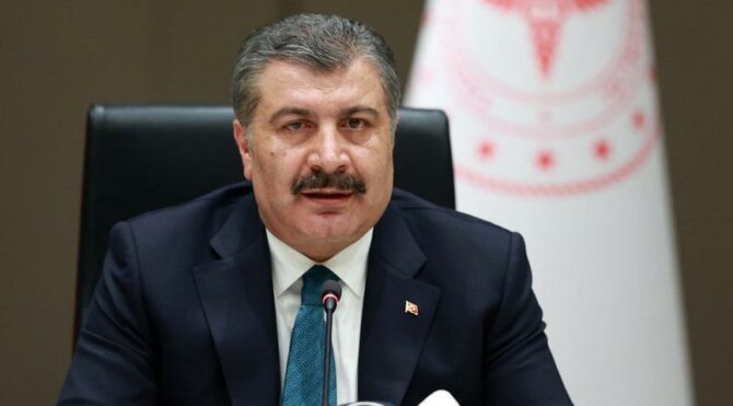  Bakan Koca: Nasıl olsa yüzü kızarmayacak diyenler, umarız bugünlerde sık sık güneşe çıkıyorlar