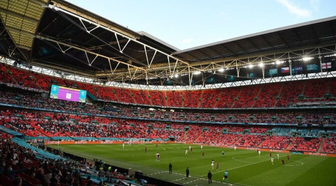  EURO 2020’nin yarı final ve final maçları için müjde! Wembley’de 60 bin kişi…