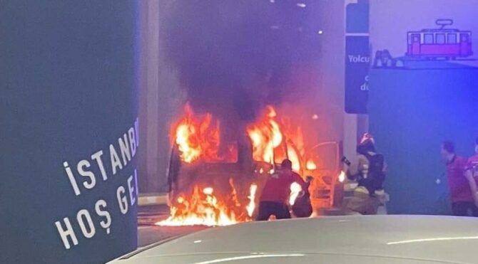  İstanbul Havalimanı’nda korkutan anlar: VIP araç alev alev yandı