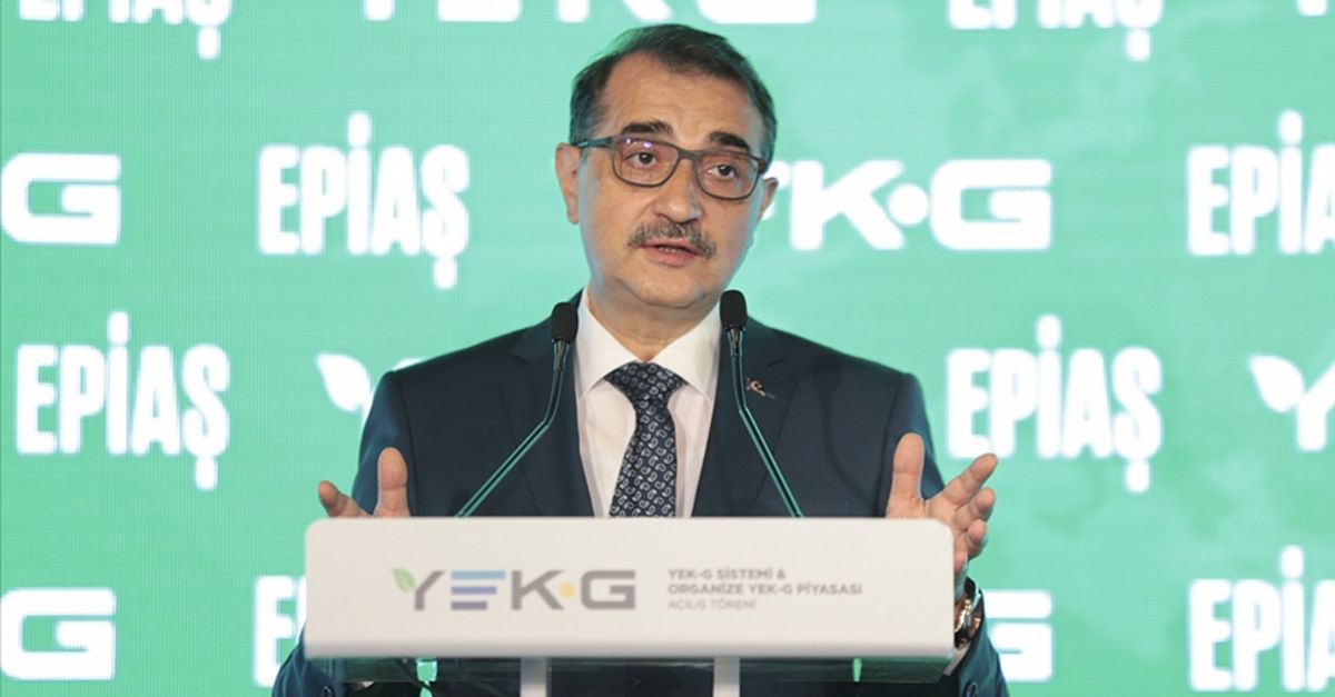  Türkiye’nin ‘yeşil elektrik piyasası’ işleme açıldı