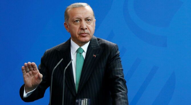  Guardian’dan Kanal İstanbul tahlili: Türkler Erdoğan’ın 65 milyar dolarlık projesinin tesirlerinden korkuyor
