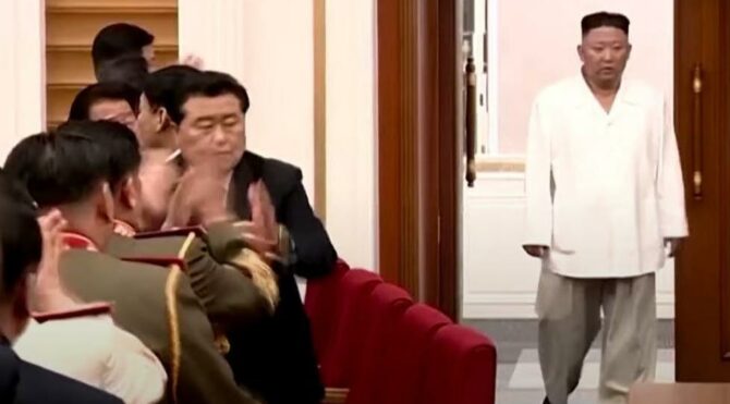  Son imgesi korkuttu… Kim Jong-un resmen eridi