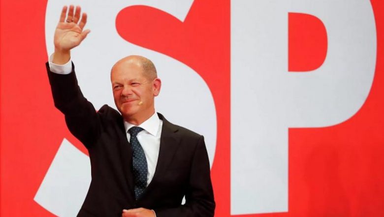  Almanya’da seçimi kazanan Sosyal Demokrat Parti oldu