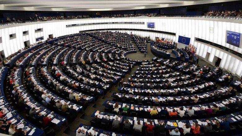  Avrupa Parlamentosu, AB Komisyonuna dava açmaya hazırlanıyor