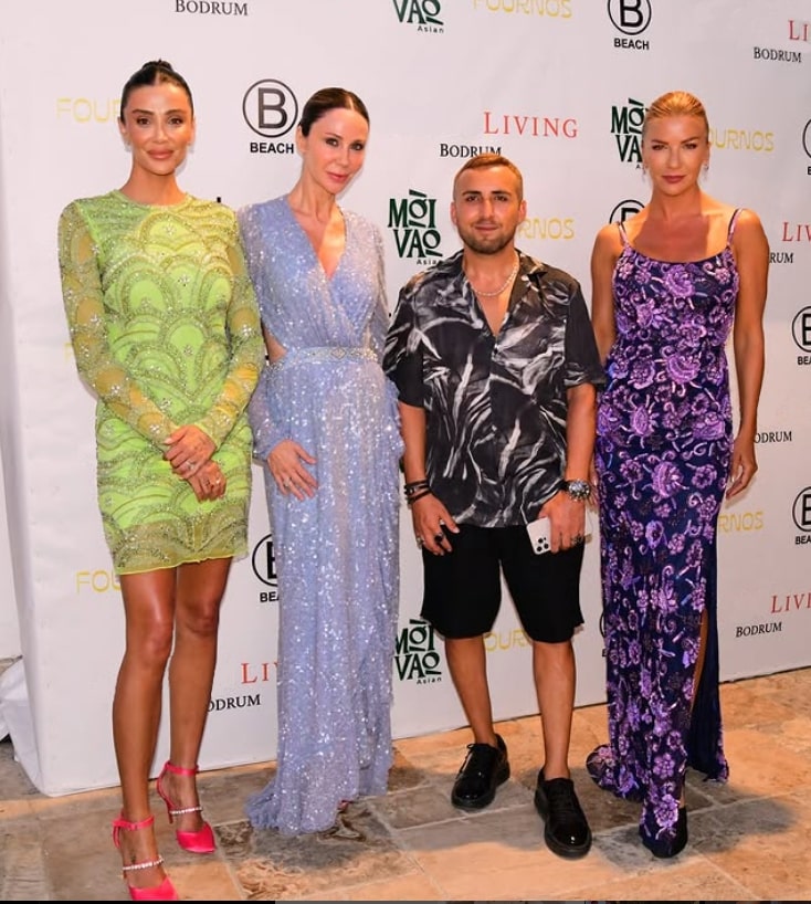 Ozge Ulusoy Demet Sener Cafer Andic ve Ivana sert bir defile oncesi foto foto - Muhteşem Defile