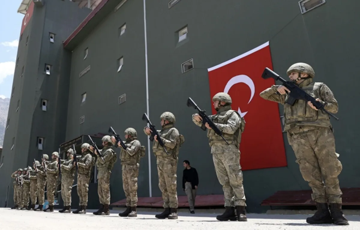 - MSB’den Net Açıklama: Suriyeli Askeri Öğrenciler TSK’da Görev Alamayacak!